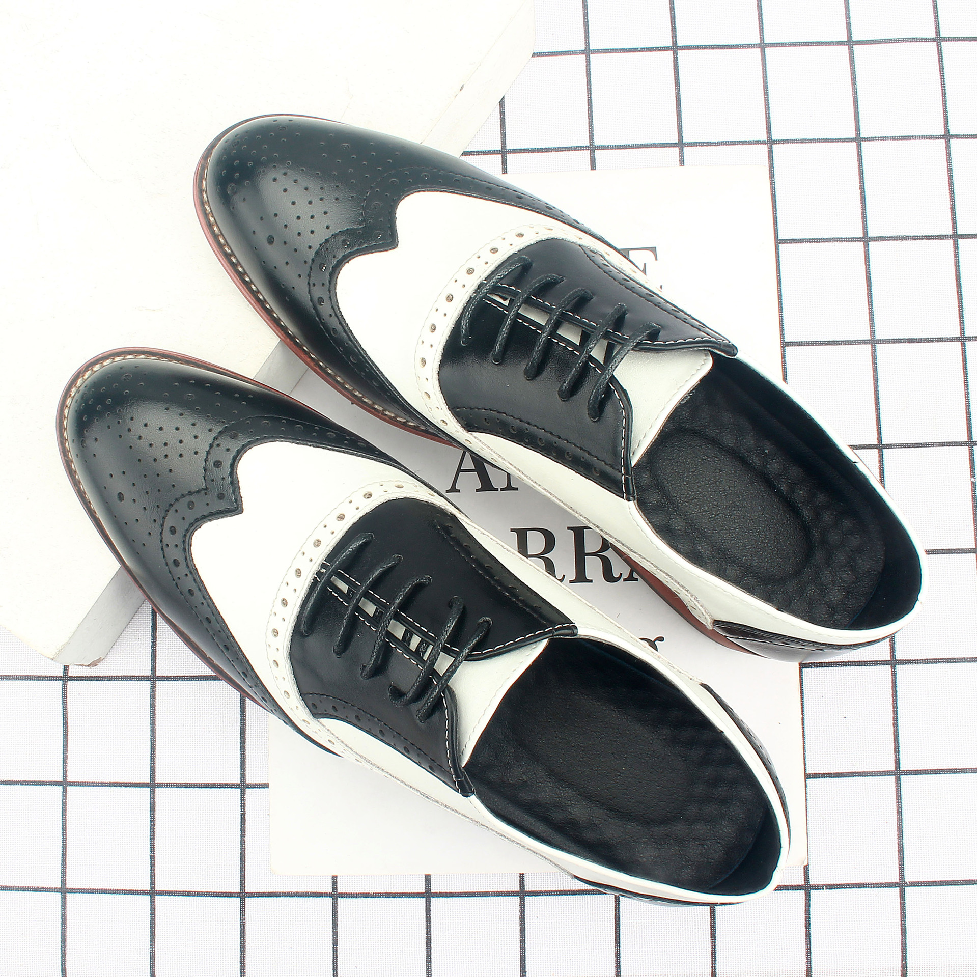 ϵ������˵�����ʱ������������Ь������Լ�ٴ����ʰ�ɫЬ380