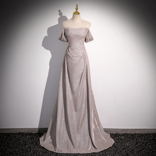 Champagne Evening Dress Women's 2025 New Style Annual Meeting Host One-Shoulder French Banquet Dress Light Luxury Niche Art Test