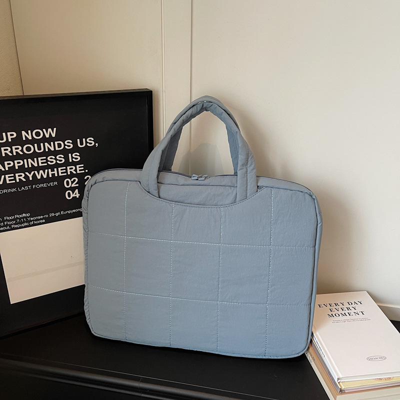New exquisite water-resistant handbag for short trips and commuting, can hold a laptop, couple's style, simple and stylish storage bag New exquisite water-resistant handbag for short trips and commuting, can hold a laptop, couple's style, simple and stylish storage bag