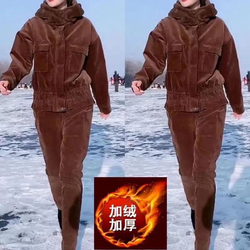 新年新衣时尚妈妈装灯芯绒连帽套装女冬季加厚保暖过年穿搭一整套