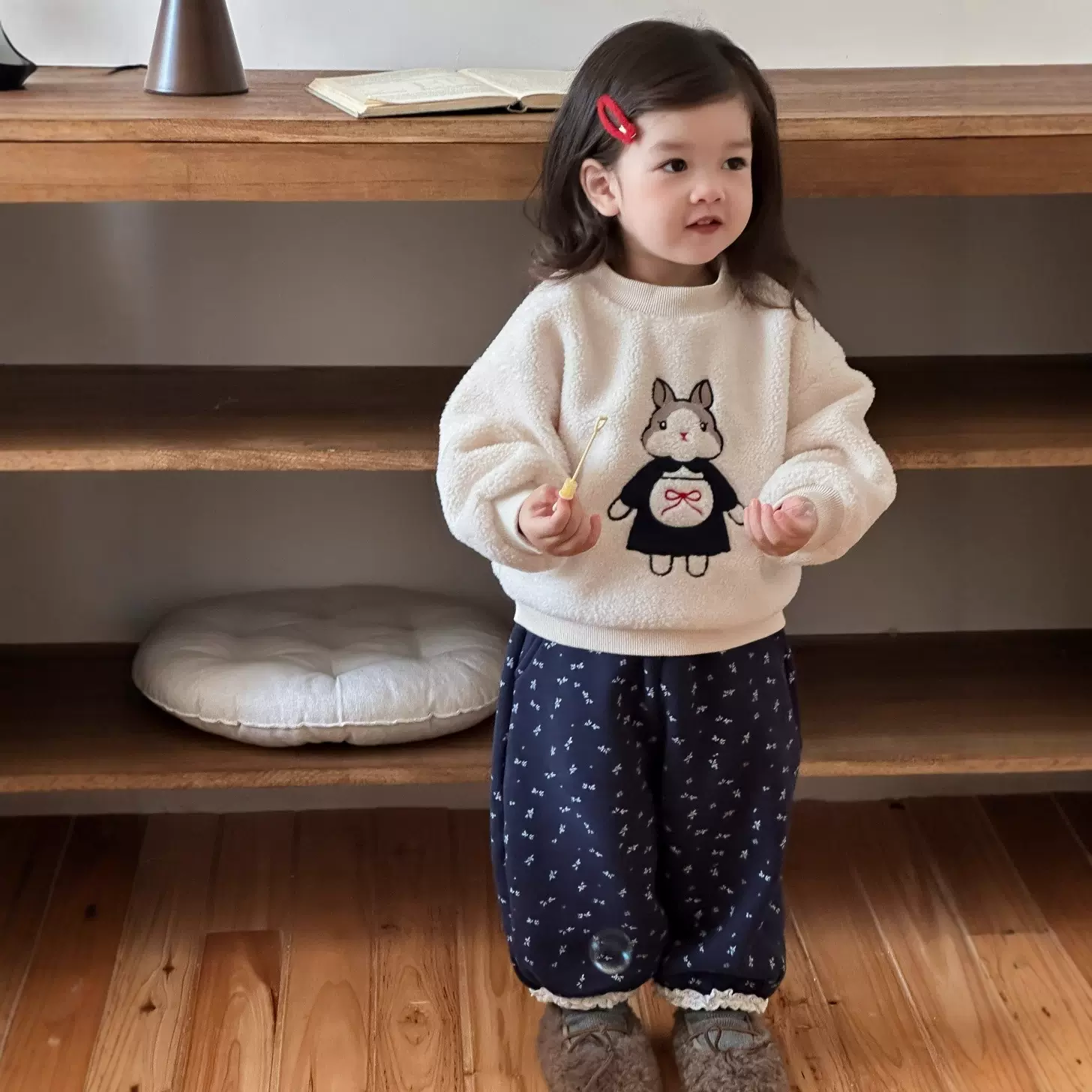 儿童服装秋冬季2025新款韩版童装小宝宝衣服女童加厚卫衣裤子套装