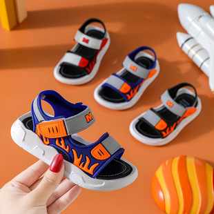 Boys Sandals 2025 New Trbottomy Summer Medium and Large Children Soft Sole Handsome Children's Baby Boys Beach Shoes