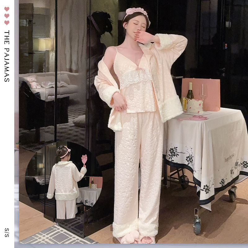 Island Velvet Sexy Pajamas for Women, Cute New Home Wear Three-Piece Set, Double-Sided Velvet Warm Autumn and Winter Leopard Print Pajamas