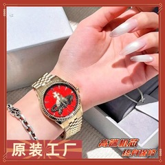 同型ウェストクイーンウォッチ、蛇年限定版、小紅書人気蛇骨レディーススチールバンドウォッチ、高級職場レディースウォッチ