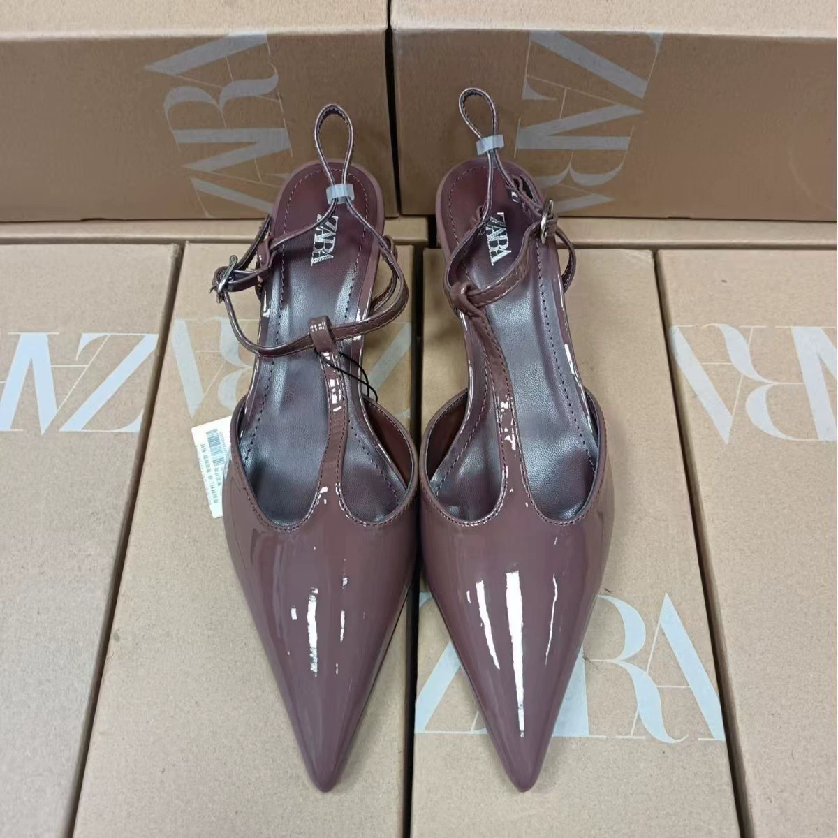 Zara, small design universal sandals, Spain, internet celebrity