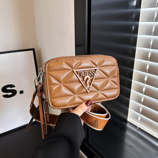 �羳���C��GUESS�����ĸб���Ů2026�¿�r��С�����ٴ�μ��