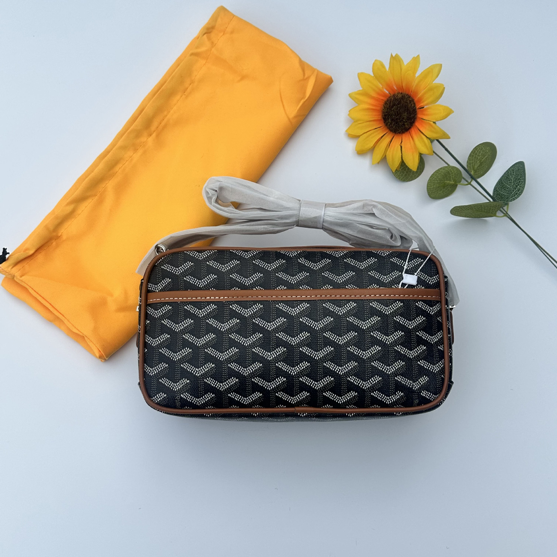 ゴヤ犬の歯の包みのファッションは版の高品質の韓国版のスターに対して同じ肩の斜めのショルダーの小さい方の包みのカメラの包みの現物を掛けます。