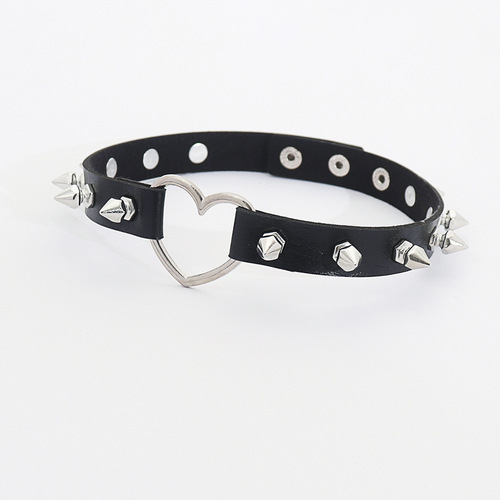 European and American cross-border punk style rivet leather collar, personalized sexy love women's necklace choker collar clavicle chain