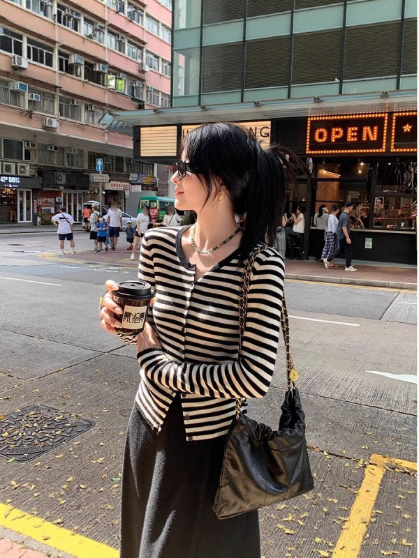 韩系港味黑白条纹针织开衫女短款春秋慵懒风休闲上衣毛衣打底衫女|undefined