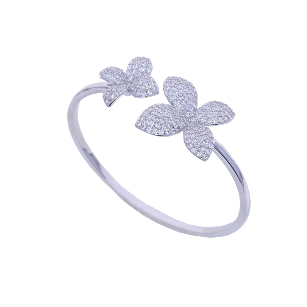 Bracciale rigido grande con fiore e diamanti, bracciale aperto personalizzato con zirconi, gioiello di alta gamma, accessorio di moda_voghion.com