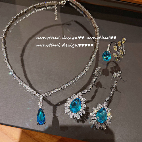 Brilliant luminous aquamarine water drop gemstone necklace 18K gold plated snowflake micro-paved zirconium bamboo star river necklace love
