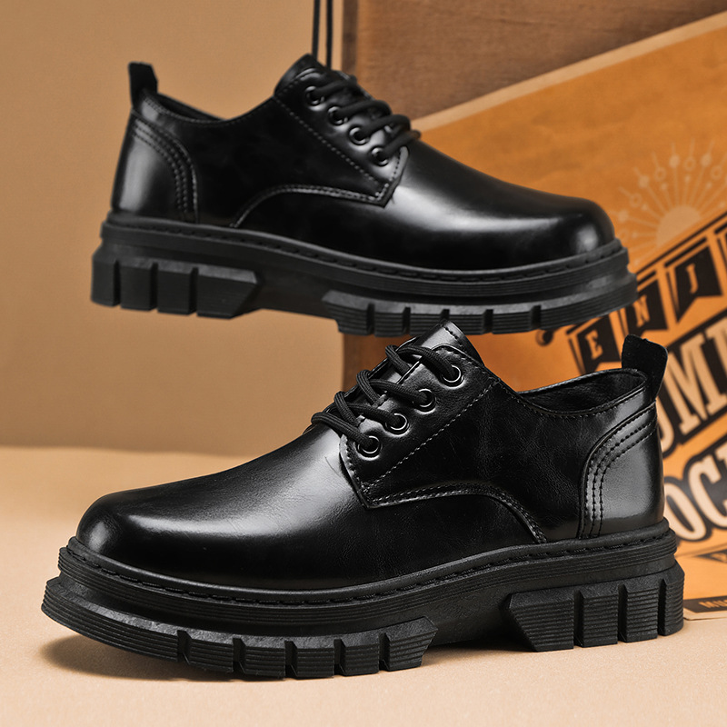 2024 otoño nuevos zapatos de cuero casuales aumentan la tendencia de los zapatos de herramienta de hombre con cabeza redonda con suela suave, zapatos de moda con suela gruesa