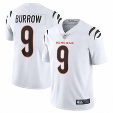 2025�¿�NFL��ʽ�ϙ����\������ ��Ů��v�I����T�������羳���N