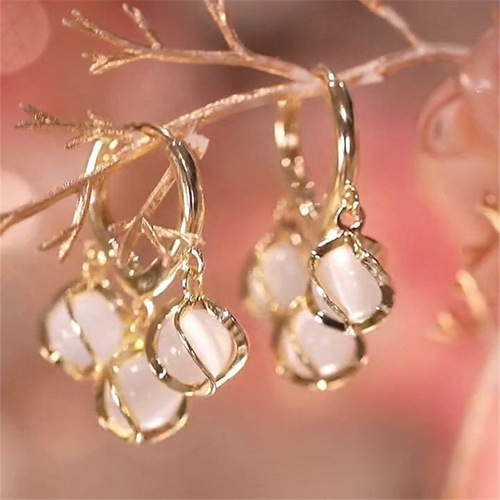  new lily of the valley cat's eye earrings niche high-end earrings exquisite simple earrings
