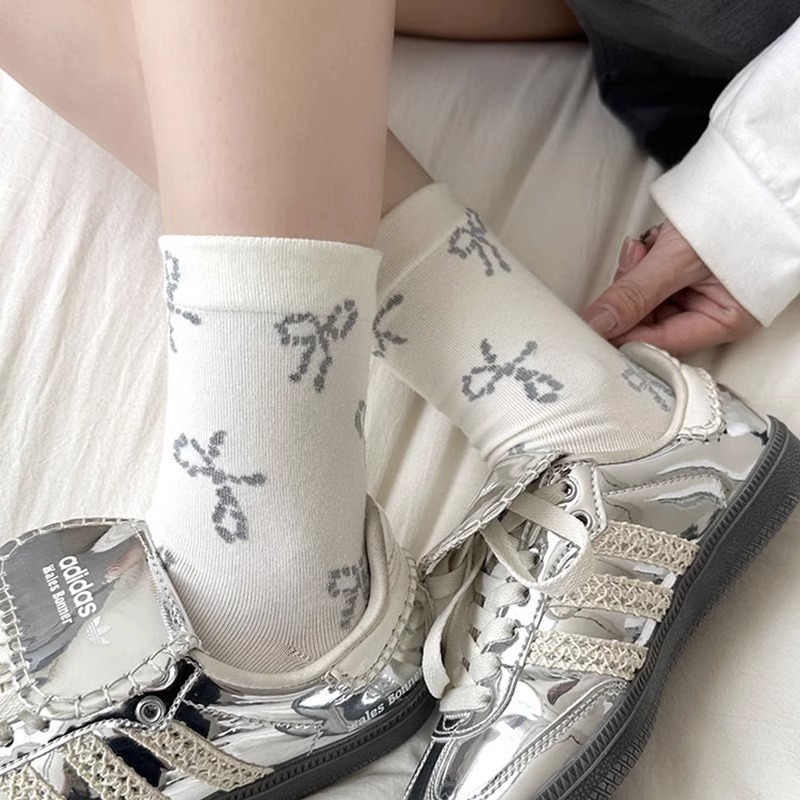 襪子女灰色中筒襪春秋ins潮可愛芭蕾風百搭蝴蝶結配德訓鞋長襪女