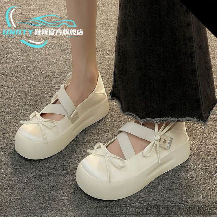 Zapatos de arco de verano 2024 nuevos nichos dulces y frescos dos zapatos de moda casuales con suela gruesa Mary Jane de moda