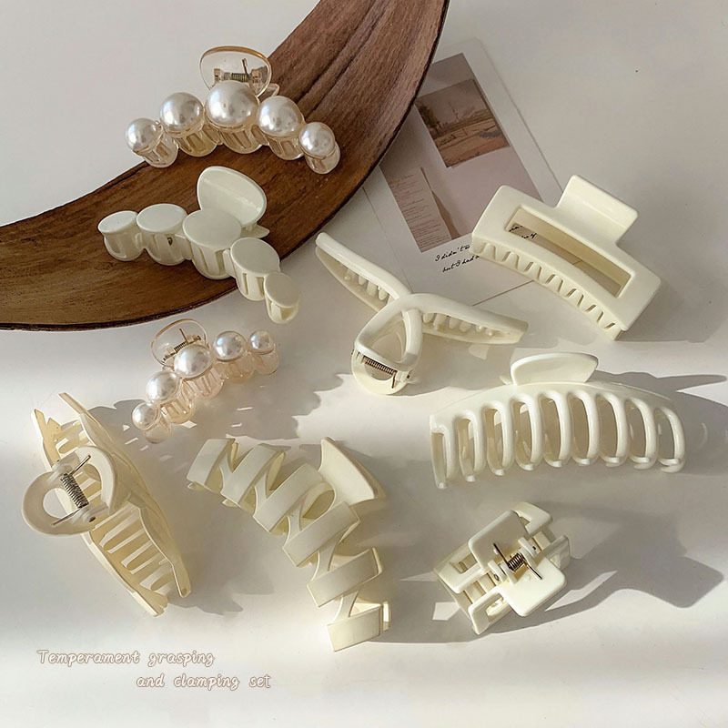 Stylish New White Pearl Hair Clip for Women, Rear Headband Braided Hair Claw Hairpin, Large Shark Claw Hairpin, Korean Style Hair Accessory