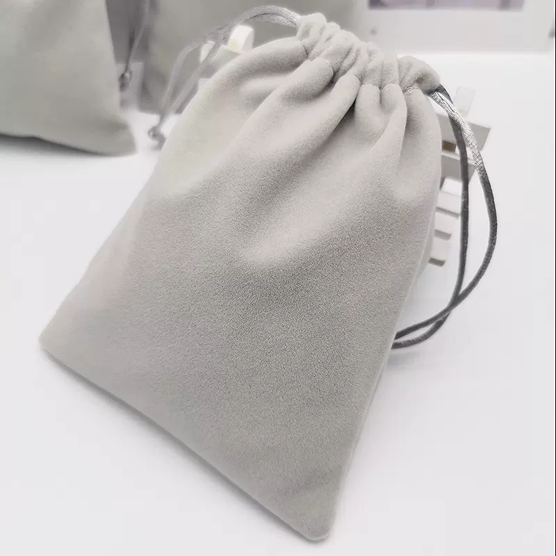 现货灰色鹿皮绒布袋 移动电源绒布袋 暖手宝绒布袋 蓝牙耳机布袋