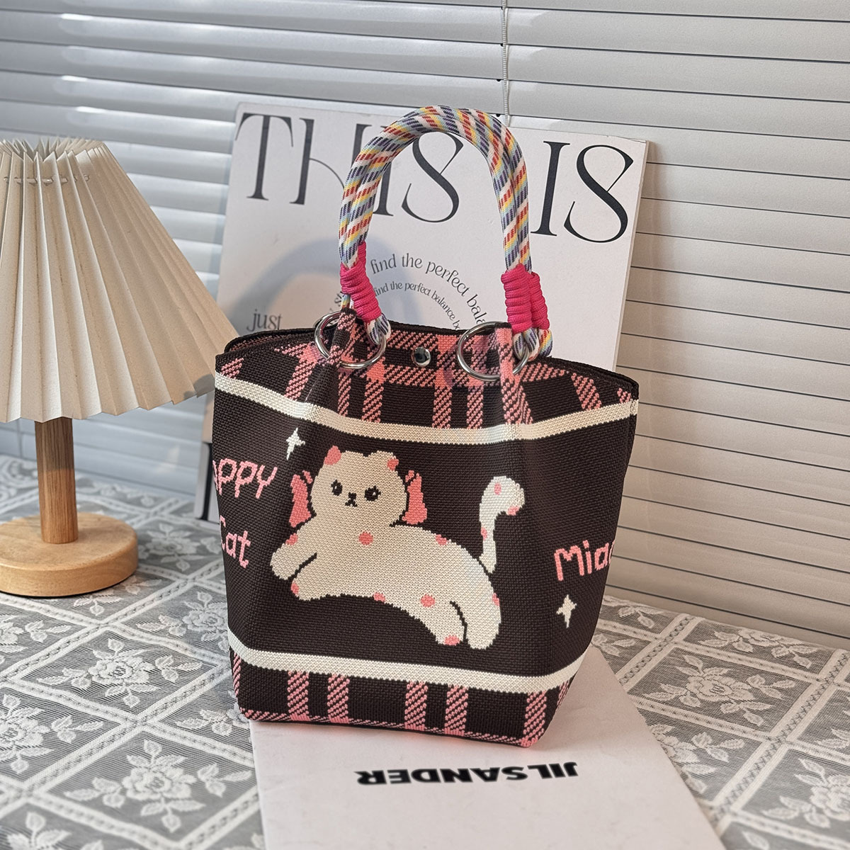 ニットハンドバッグ、ニッチデザインバケットバッグ、トートバッグ、ハンドバッグ、カジュアルで多用途なショルダーバッグ、ニットポータブルバッグ