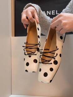 ��Ь�͎�2026�����¿�ŮЬ�羳���QС���p�ݏ͹�ƤЬ���T Ů ����