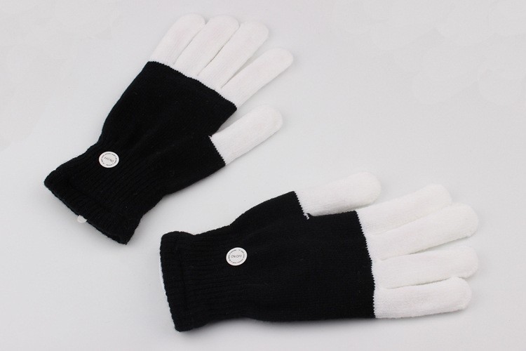 4514064745_876830587