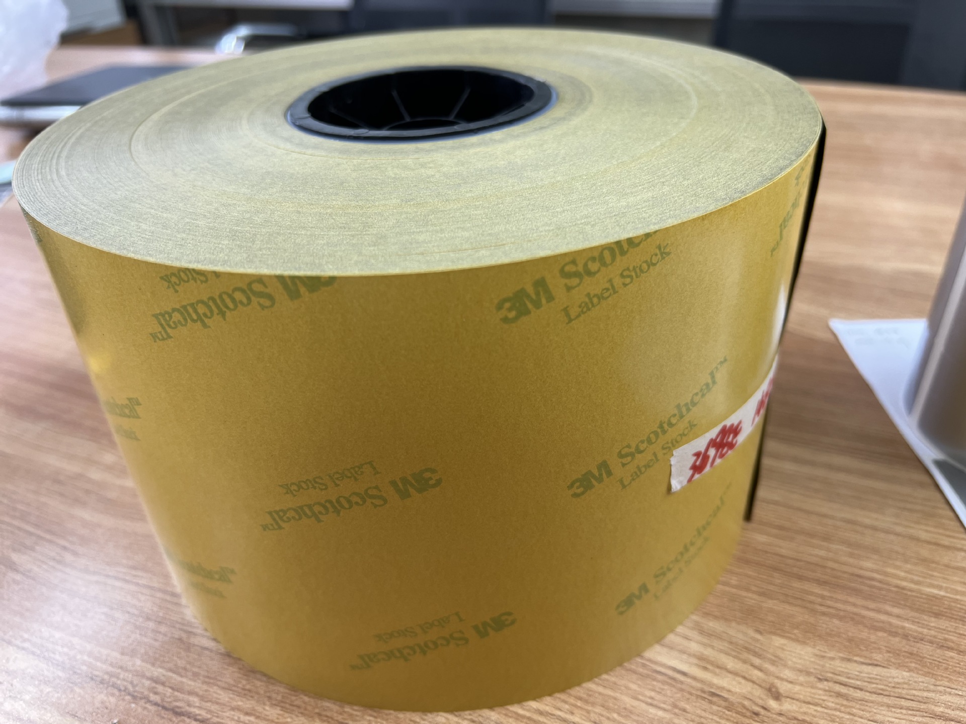 非标涂胶扎带fasson不干胶扎带牛皮纸扎带红牛皮纸扎带65x20MM