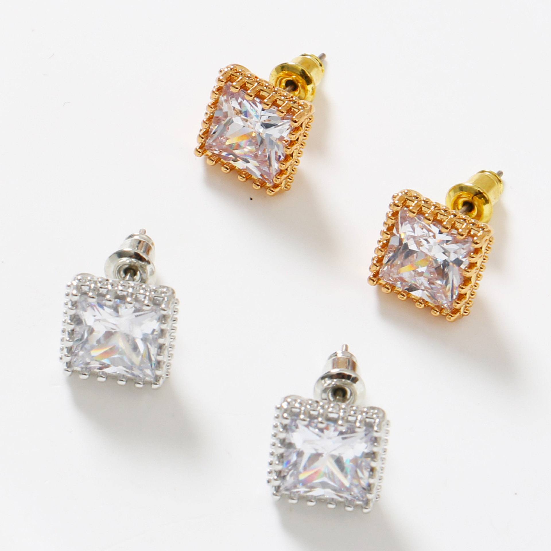 Trend golden geometric fashionable earrings