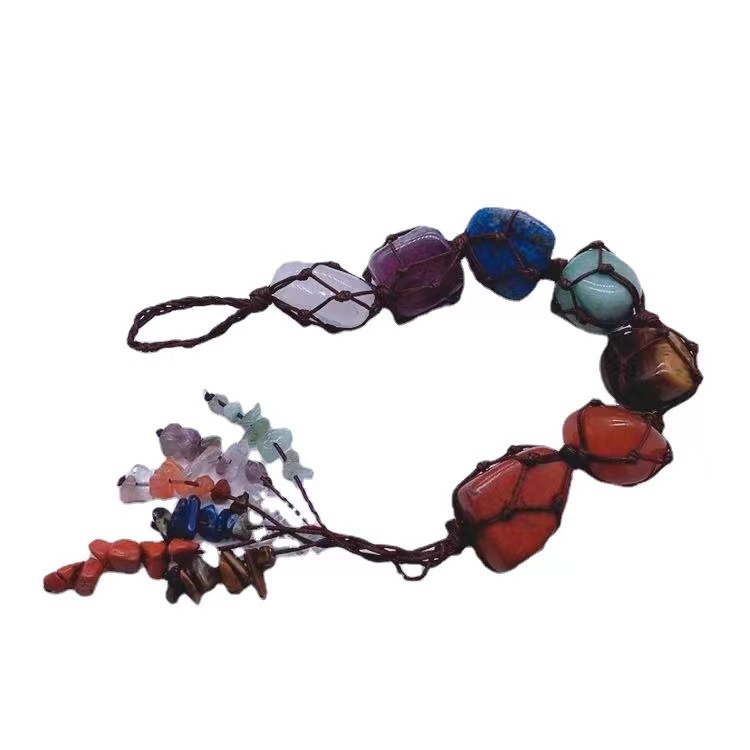 Venta caliente transfronteriza Piedra Natural coche colgante siete colores piedra Árbol de la vida coche colgante color decoraciones tejidas a mano