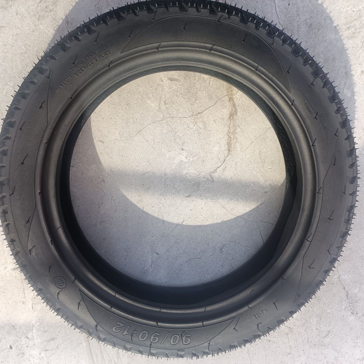 Vacuum Tire Electric Vehicle Tire 14/2.50/3.00-10, Various Models, Universal for Motorcycles, Anti-Slip for Electric Bikes