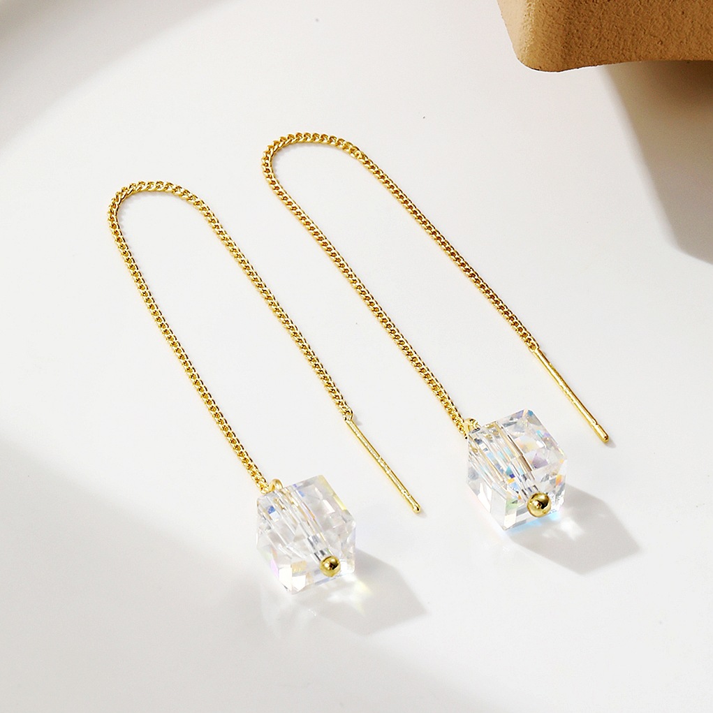 hot accessories Long high end pearl earrings Zircon crystal bee earrings Colorful bird earrings_voghion.com