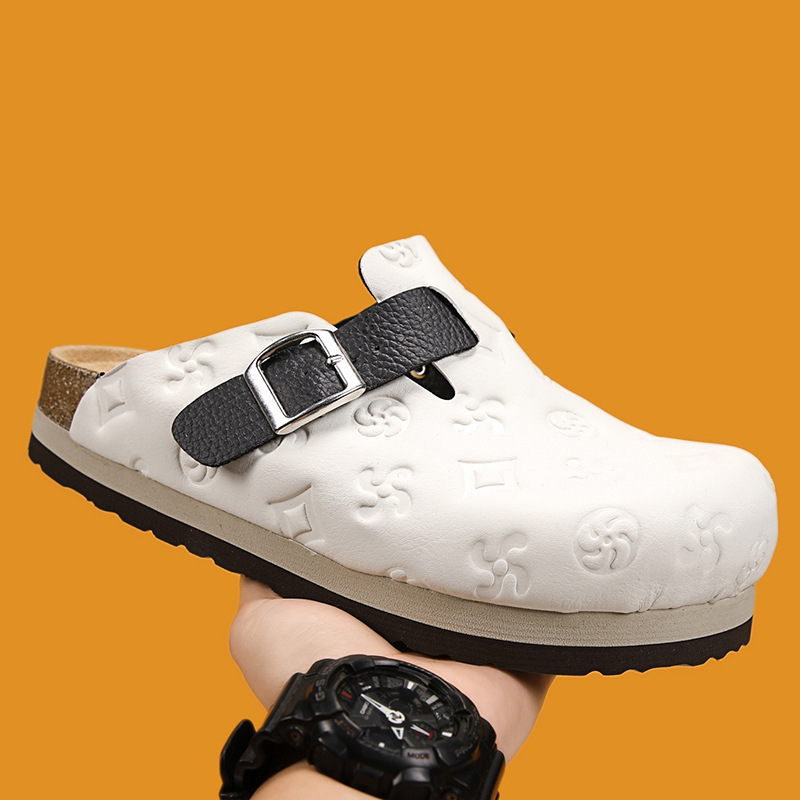 Printed, thick-soled, versatile, all-season, closed-toe, cork-soled Birkenstock-style mule sandals, suitable for outdoor and beach wear, for both men and women Printed, thick-soled, versatile, all-season, closed-toe, cork-soled Birkenstock-style mule sandals, suitable for outdoor and beach wear, for both men and women