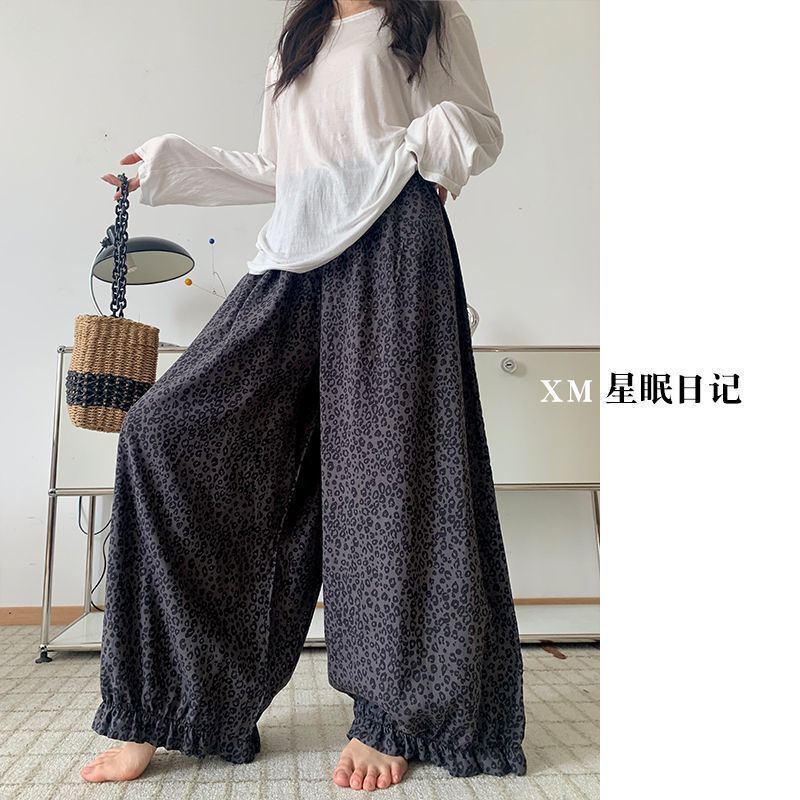 New Cute Cartoon Style Wide-Leg Pants, Artificial Lantern Pants, Slimming and Versatile, Suitable for Wearing Outside New Cute Cartoon Style Wide-Leg Pants, Artificial Lantern Pants, Slimming and Versatile, Suitable for Wearing Outside