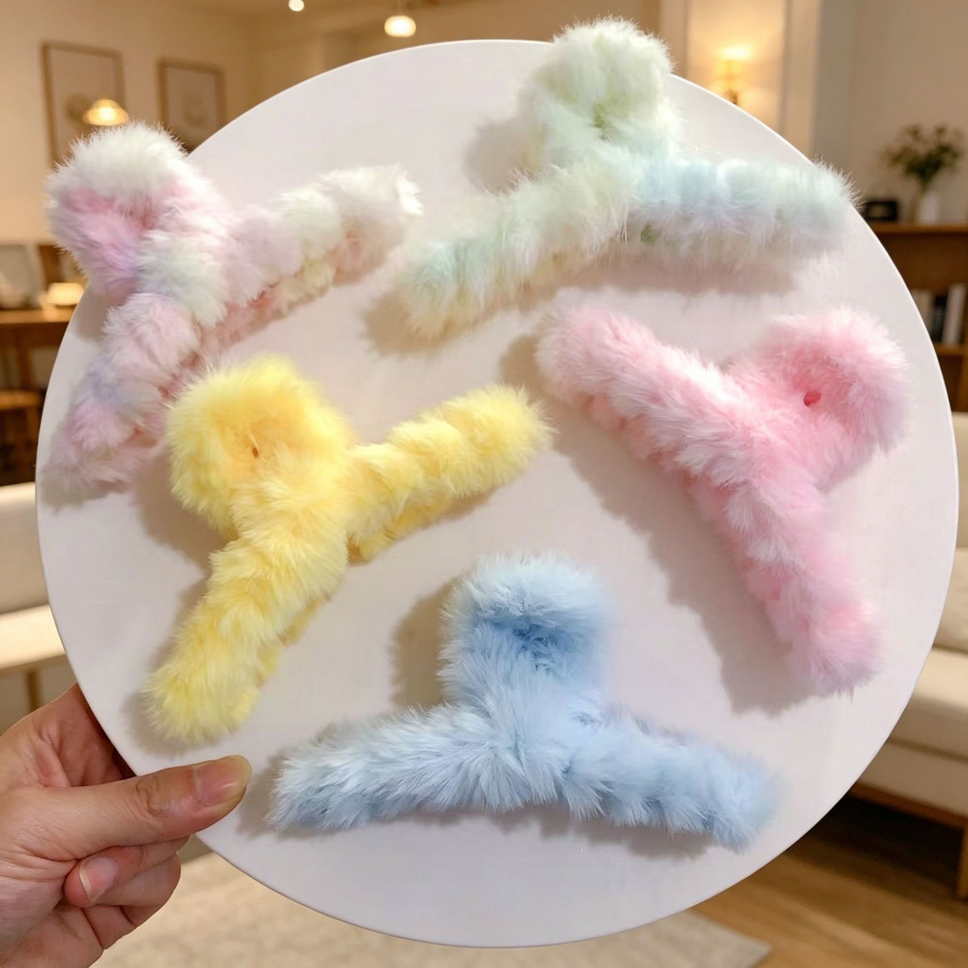 高品 秋冬毛茸茸夹子头饰韩国少女毛绒发夹后脑勺抓夹毛毛发饰