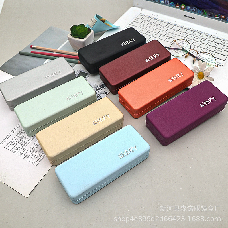 Manufacturer's Plain Pu Silk-Gloss Eyeglass Case, Mechanical Retro Iron Box, Customizable Logo, Nearsighted Glasses Case in Stock Manufacturer's Plain Pu Silk-Gloss Eyeglass Case, Mechanical Retro Iron Box, Customizable Logo, Nearsighted Glasses Case in Stock