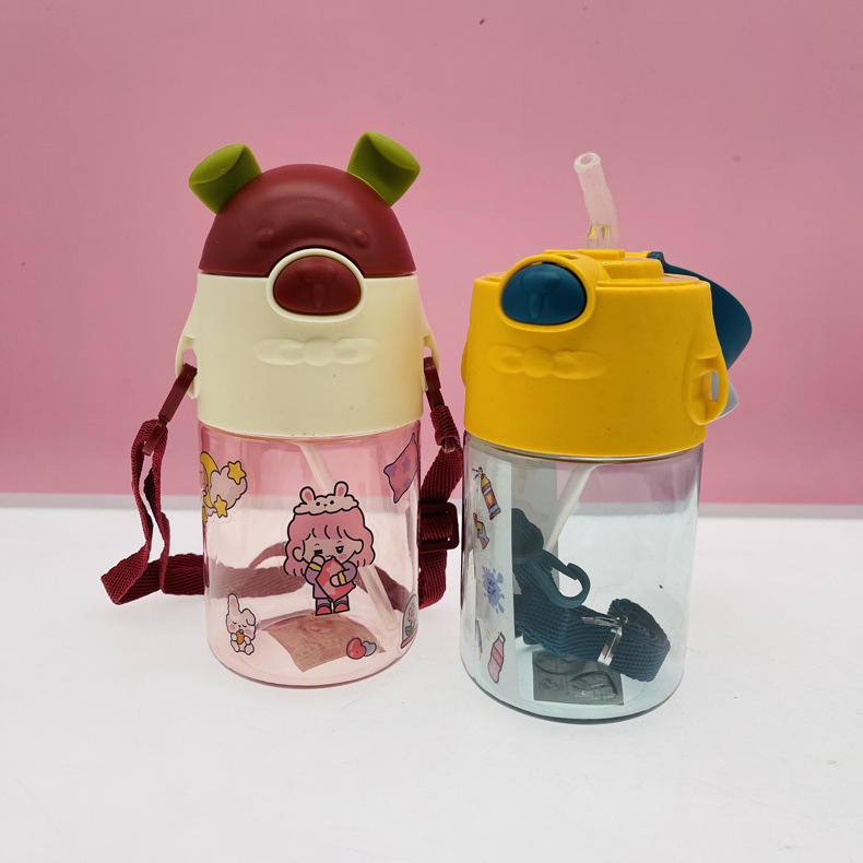 Baijia taza de paja de silicona taza de agua 550ml taza de plástico Correa al aire libre taza de bebida estudiante rebotando conveniente taza de agua