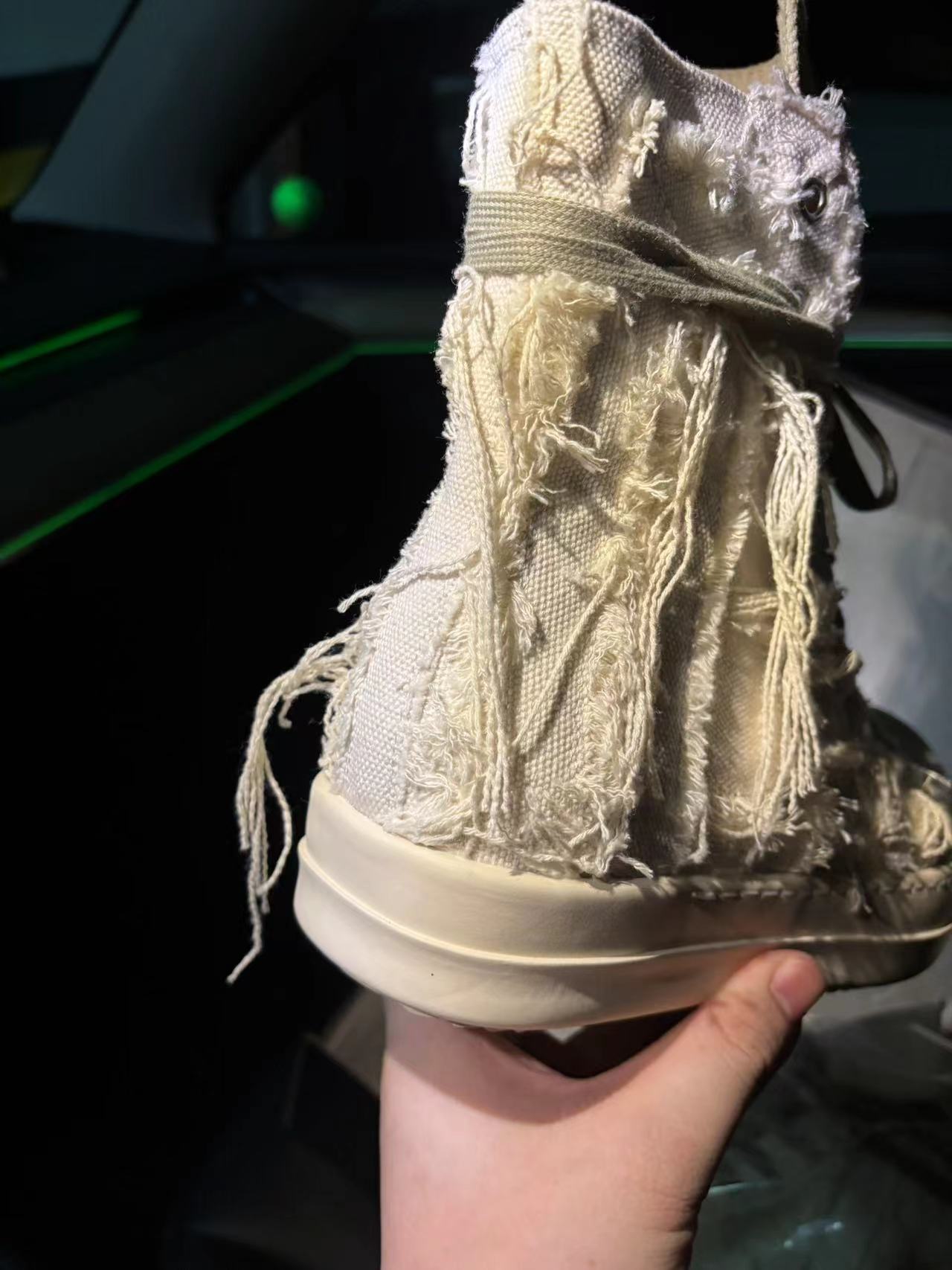 3bd5f0212d54f2d3d723427c4ec30f