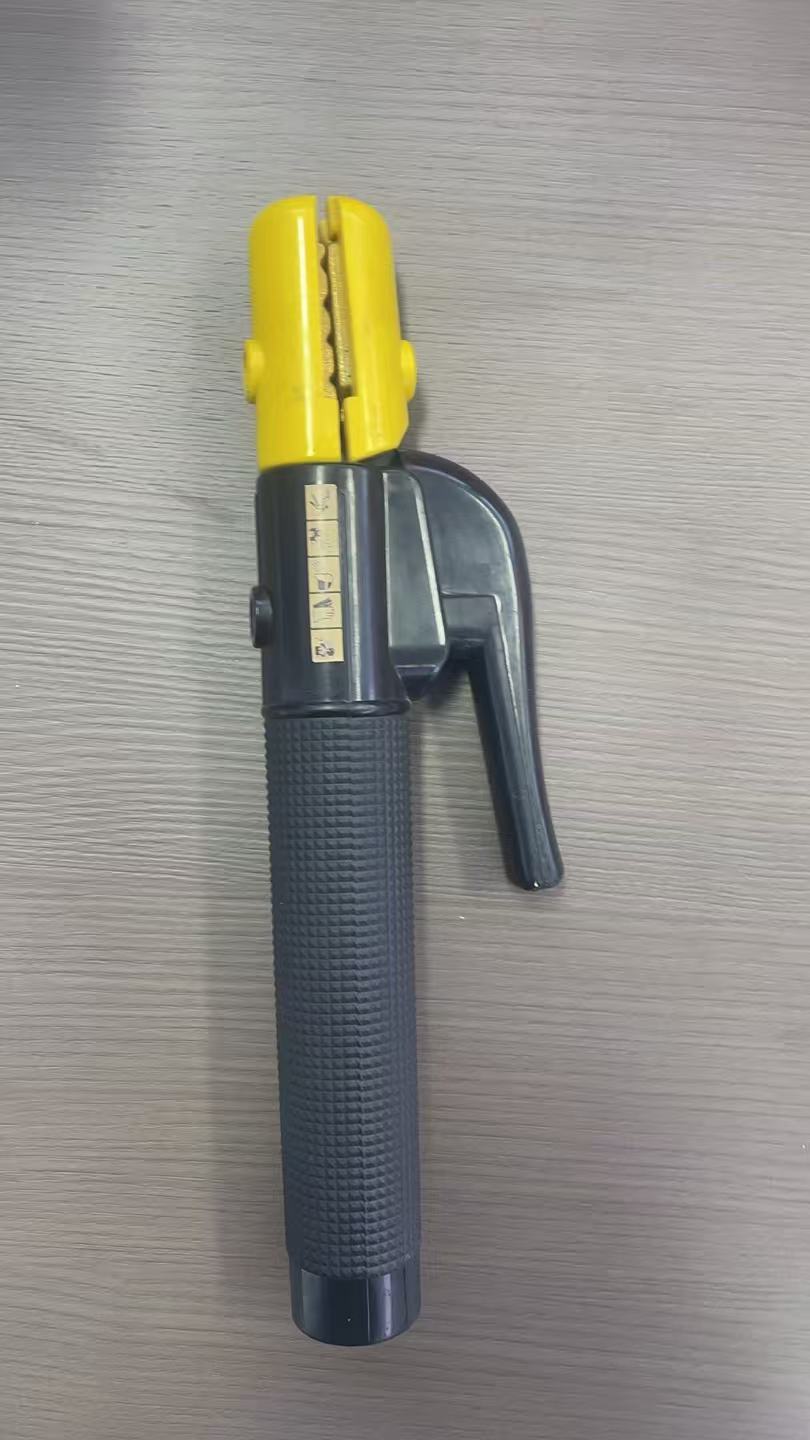 Pinzas de soldadura al por mayor de la fábrica de origen, pinzas de soldadura no calientes, clips de soldadura de diamante negro anticaídas, pinzas de soldadura de grado industrial de 500A. image 23