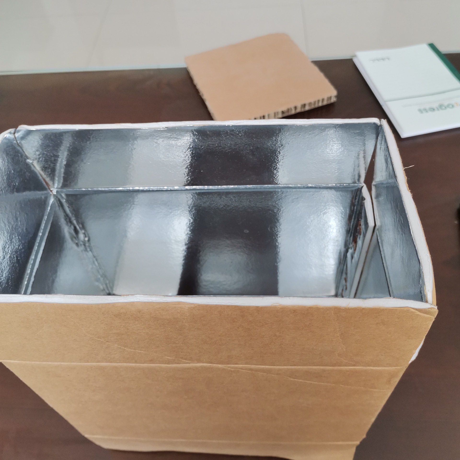 Food transportation cold chain insulation carton fresh beef and mutton cold chain Express aluminum foil insulation carton fruit preservation box