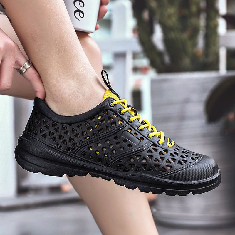 여름 동굴 신발 남성용 게으른 샌들 한국식 트렌디 발 캐주얼 신발 남성용 미끄럼 방지 라이트 웨이딩 비치 신발