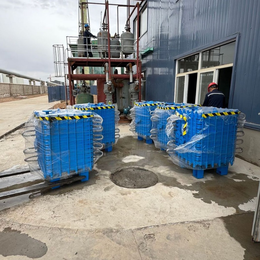 厂家直销方形平板搪瓷片式冷凝器，质保期24个月，高效，稳定