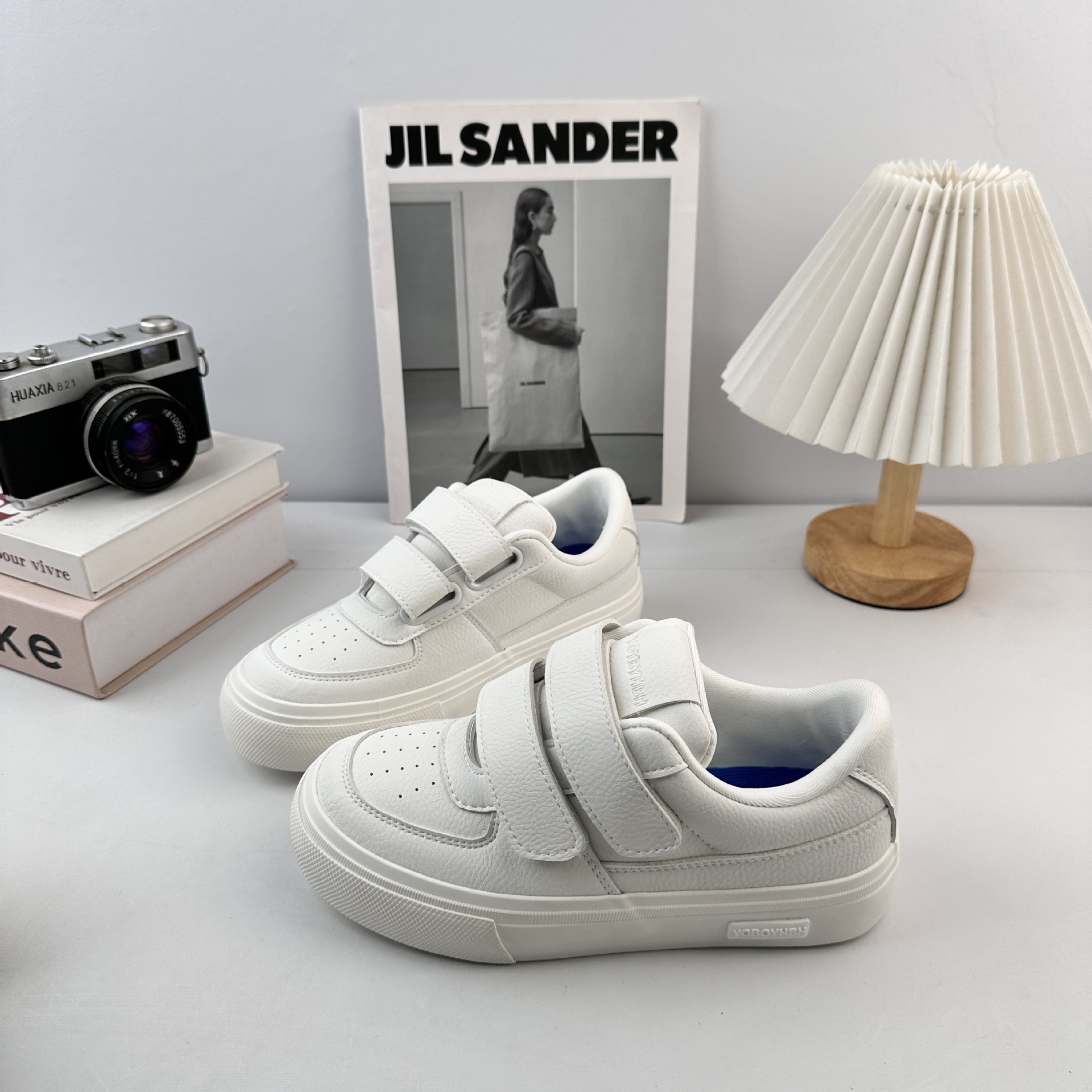 Zapatos mágicos de fondo grueso de ondas distantes 2025 ocio otoño invierno nuevo tipo de zapatos de skate pequeños zapatos casuales de moda image 1