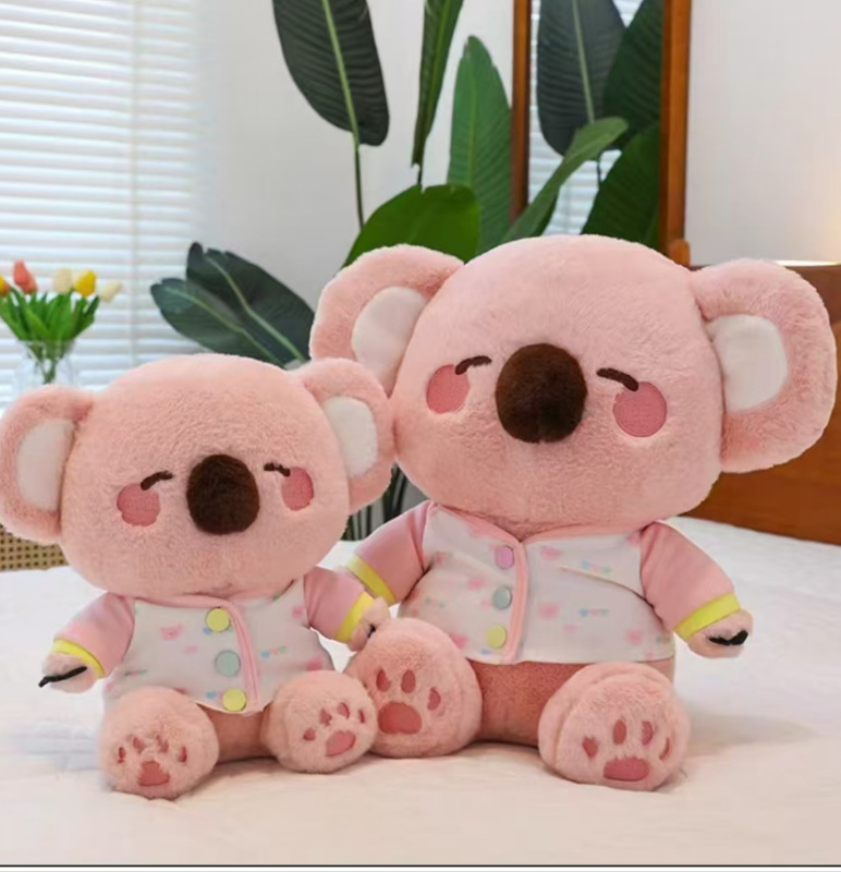 逸品の8寸のかわいいイチゴの熊は機械の金の子供のスティッチのぬいぐるみのぬいぐるみの8寸の結婚祝いのプレゼントをつかみます。|undefined