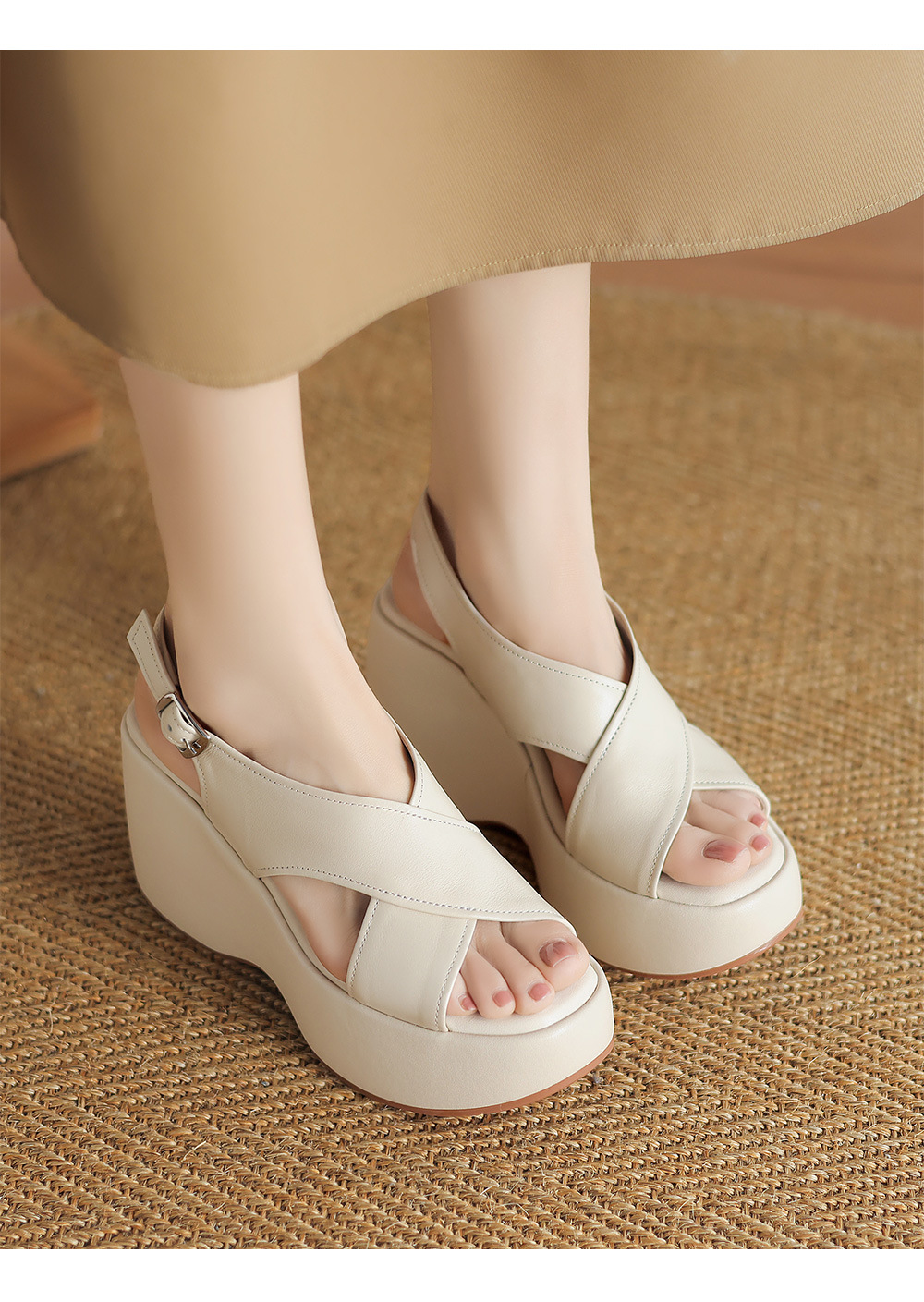 Sandal hở mũi da thật quai chéo kiểu Pháp, gót xuồng cao 9 cm, dáng thon gọn — Màu đen, Màu trắng be chi tiết 1