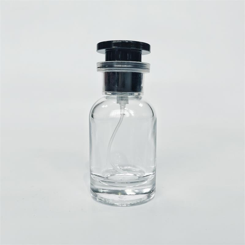 スポットB100-30ml 50ml 100mlシンプル丸瓶黒蓋ガラス分装香水ポータブルスプレー瓶|undefined