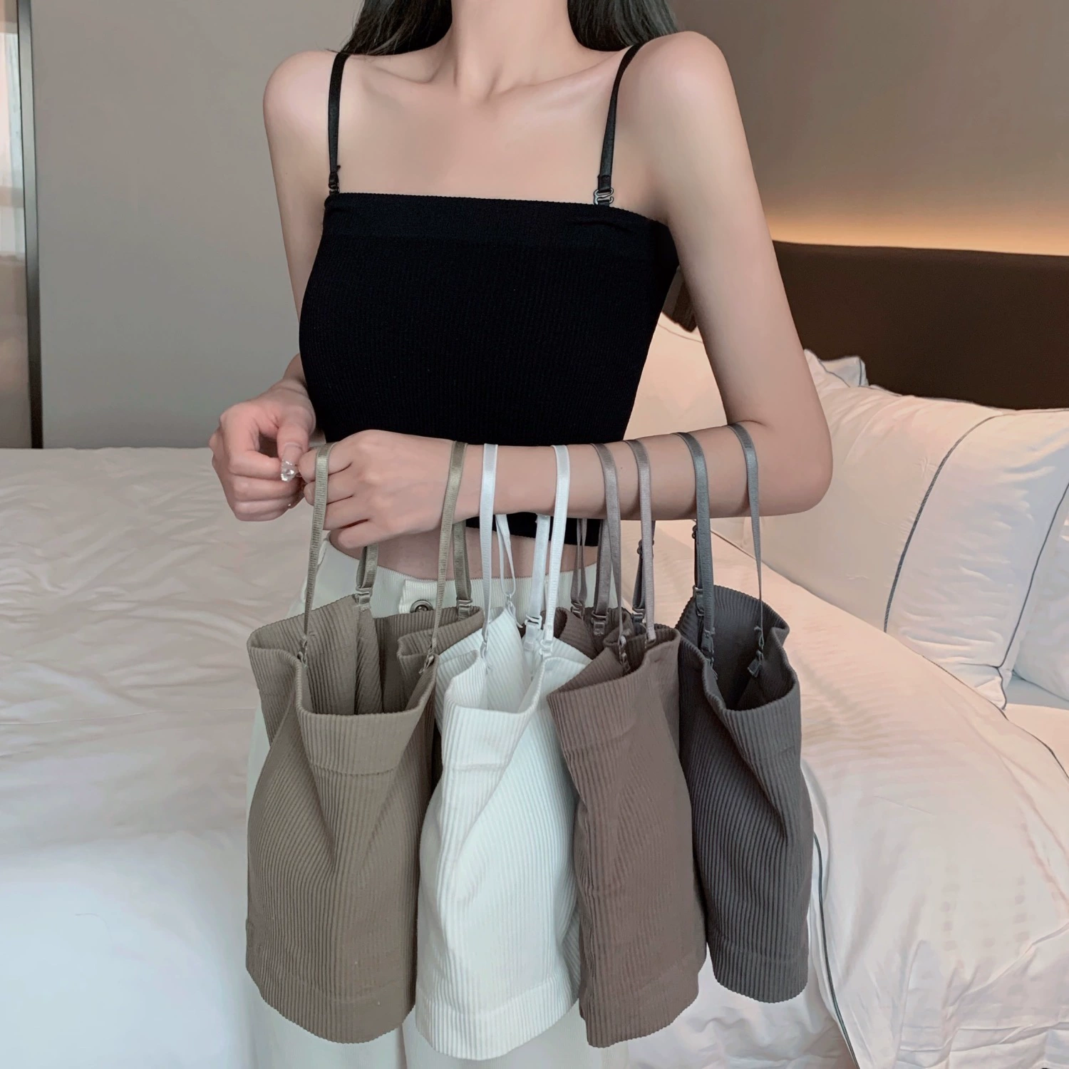 Spice Girls Однотонное нижнее белье с камзолом Женское нижнее белье с нагрудной подкладкой Летняя верхняя одежда без бретелек Slim Fit Интегрированная красивая грудь с запахом на спине