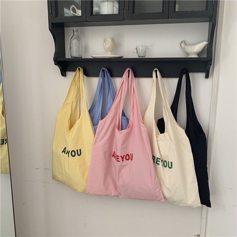 Unique printed large-capacity versatile designer letter-style canvas bag, Korean-style student shoulder bag WW Unique printed large-capacity versatile designer letter-style canvas bag, Korean-style student shoulder bag WW