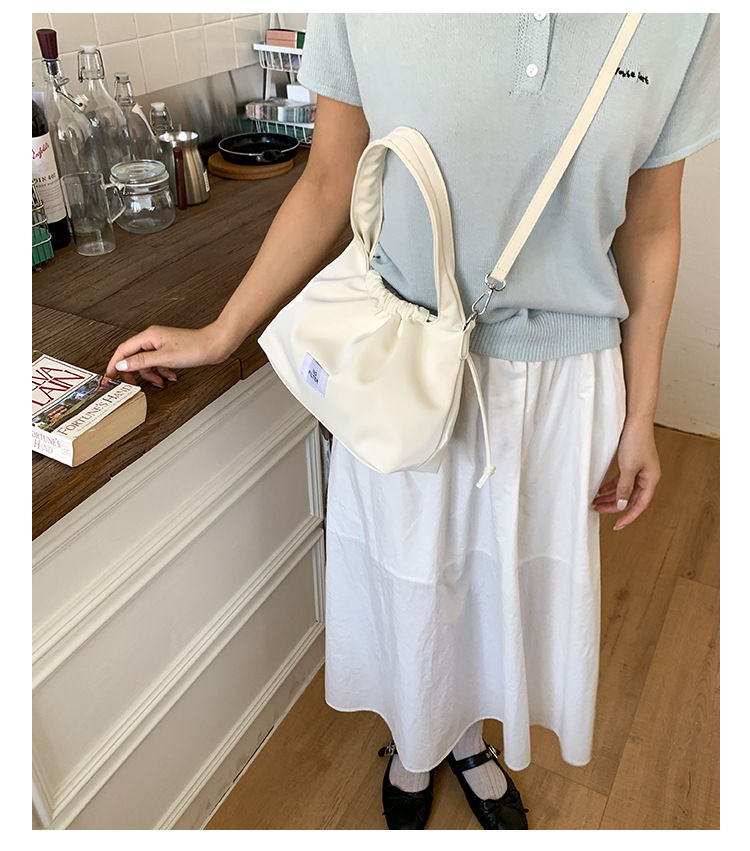 New 2025 Pleated bag for women, large-capacity, fashionable and versatile shoulder bag, nylon fabric casual commuting crossbody bag for women undefined