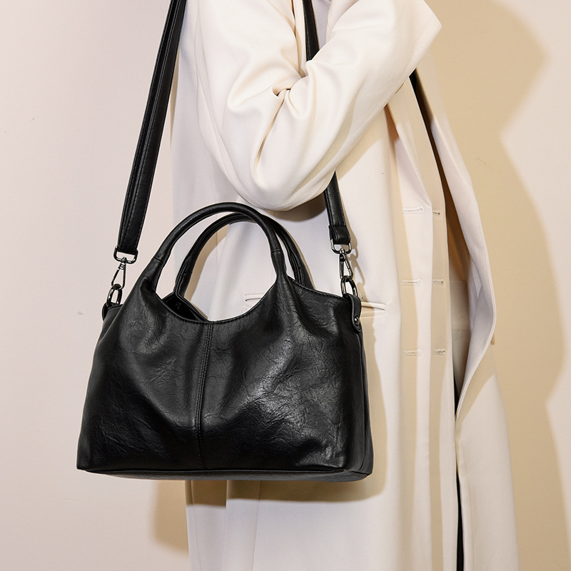 Bag 2024 new middle-aged mother bag handbag texture soft surface commuter messenger bag women's handbag_voghion.com