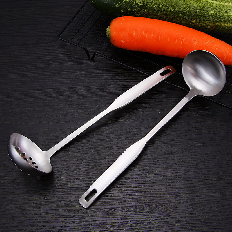 Cuchara de olla caliente de acero inoxidable 304 cuchara de salsa multiusos creativa cuchara de sopa engrosada de fondo profundo olla caliente sopa de cáscara de sopa fuga al por mayor