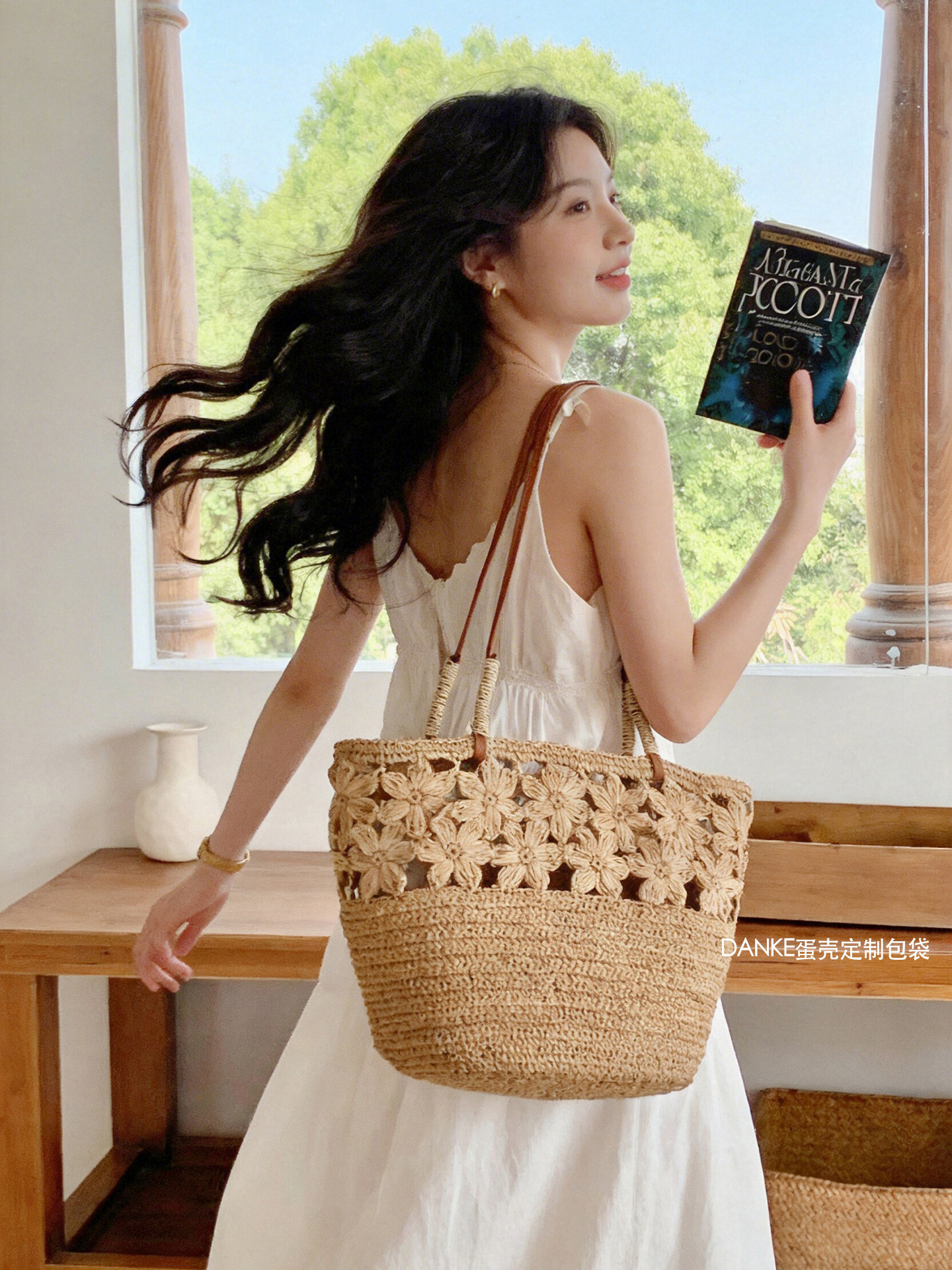 Raffia Toxunma Çanta - Yaylıq Çiçəkli Bucket Model